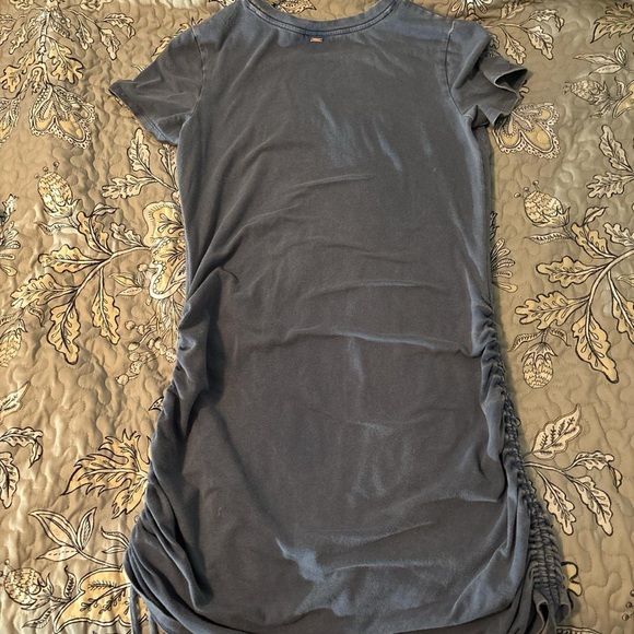 Medium Blue Bodycon Victoria’s Secret Pink dress with ruching on the side🦋🧵 - Picture 3 of 6